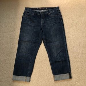 JLo roll cuff capris